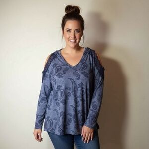 NWOT Absolutely Famous Cold-Shoulder Hooded Top